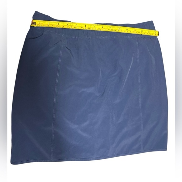 Patagonia Blue Skort - Size S - Perfect for Summer Adventures! - Picture 6 of 9